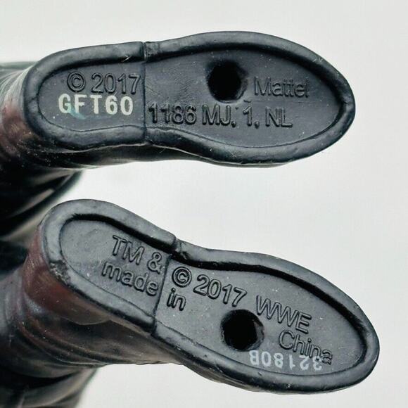 WWE Roman Reigns 2017 Basic Top Picks Wrestling Figure - Picture 4 of 5